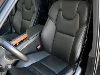 Volvo XC90 AWD H&K INSCRIPTION INTELLI SAFE XENIUM PRO 2.0 T8 Plug-in LONG RANGE 335kW