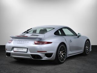 Porsche 911 Turbo S 3.8 412кВ