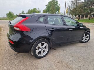 Volvo V40 1.6 84кВ