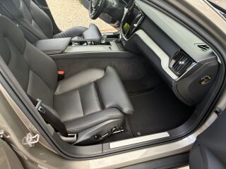 Volvo V60 Cross Country 2.0 184kW