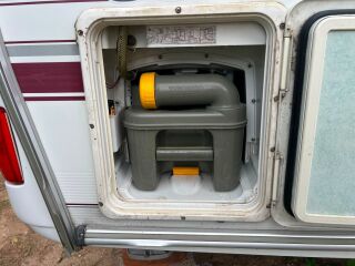 Swift Charisma560