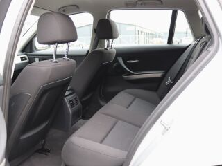 BMW 320 LCI X-Drive 2.0 R4 d 120kW