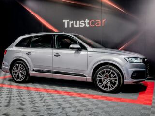 Audi Q7 S-Line plus 3.0 200kW