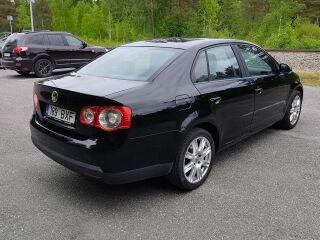 Volkswagen Jetta 1.6 BSE 75kW