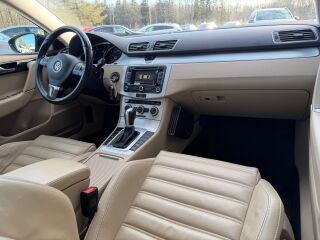 Volkswagen Passat Highline 1.4 118kW