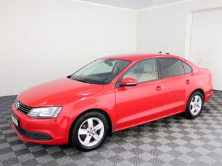 Volkswagen Jetta Comfortline ATM 1.6 TDI 77кВ