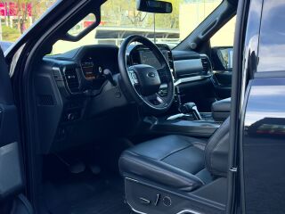 Ford F-150 Lariat Black Edition 5.0 V8 298kW