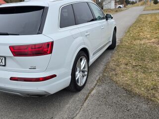 Audi Q7 3.0 200кВ