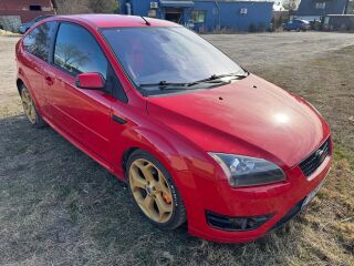 Ford Focus ST 2.5 R5 166кВ