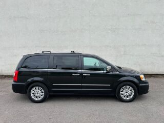 Lancia Voyager Platinum StownGO 2.8 130kW