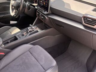 Cupra Leon Cupra 1.5 eTSI 110кВ