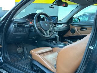 BMW 330 3.0 170kW