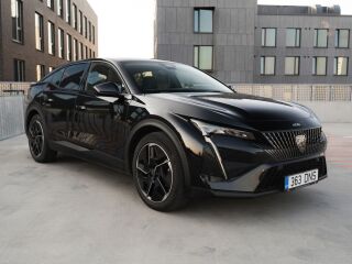 Peugeot 408 GT FULLOption 1.6 140kW