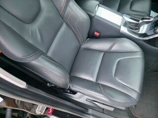 Volvo V60 Ocean Race Onyx Black 2.0 88кВ