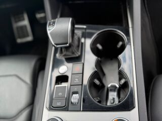 Volkswagen Touareg R-Line 3.0 210kW