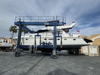JOHNSON 56 FLY V10 2X MAN D2840 LE 401 600kW