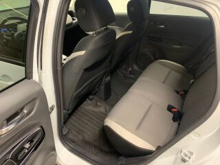 Honda Jazz Crosstar Hybrid Executive 1.5 72кВ