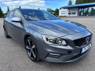 Volvo V60 R-Design 2.0 D4 140kW