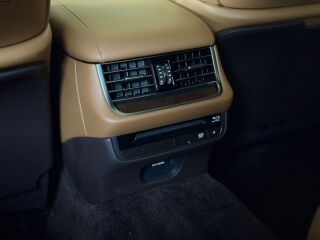 Lexus LS 500h AWD Luxury 3.5 220kW