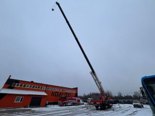 Tadano FAUN ATF 45-3 240kW