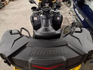 Can-Am Outlander MAX 1000 XT-25692 59kW