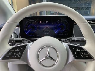 Mercedes-Benz EQE 300 180kW