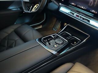 BMW i7 eDrive50