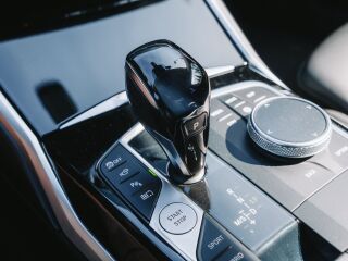 BMW 330 2.0 215kW
