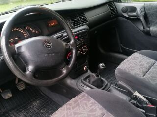 Opel Vectra 1.6 55kW