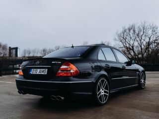 Mercedes-Benz E 55 AMG 5.4 350kW