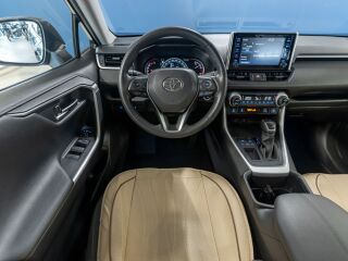 Toyota RAV4 Luxury Petrol 129kW