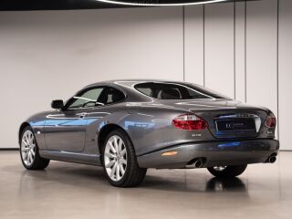 Jaguar XK8 4.2 219кВ