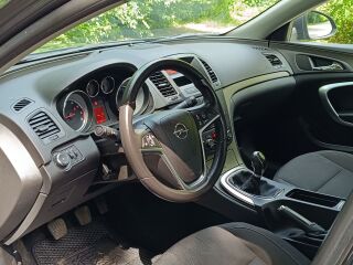 Opel Insignia 1.8 103кВ