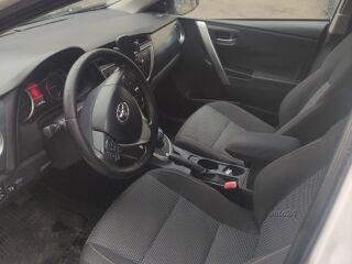 Toyota Auris 1.8 73kW