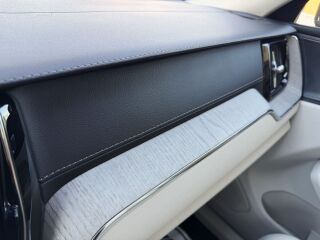 Volvo XC60 AWD Luxury Inscription FaceLift MY23 2.0 T8 Twin-Engine PLUG-IN-HYBRID LONG RANGE 335kW