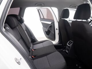 Skoda Octavia Combi 1.8 132кВ