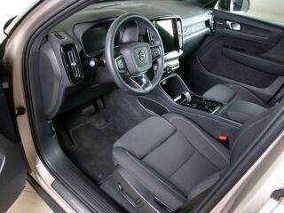 Volvo XC40 AWD ULTIMATE DARK INTELLI SAFE PRO FULL P8 RECHARGE MY24 300kW