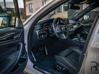 BMW M5 4.4 441kW
