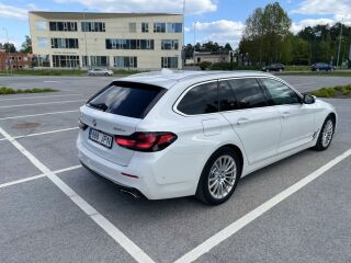 BMW 530 d xDrive Touring Luxury Line MHEV LCI 3.0 R6 210kW