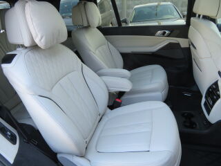 BMW X7 xDrive40d M-Sportpakett 3.0 250kW