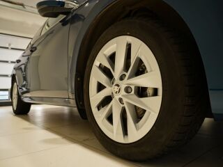 Skoda Octavia ELEGANCE COMBI 1.5 TSI 110kW