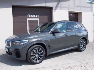 BMW X5 xDrive30d M Sports package 3.0 210kW