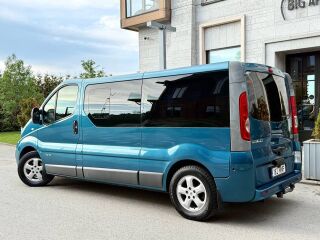 Renault Trafic Long passenger FAMILY 2.0 84kW