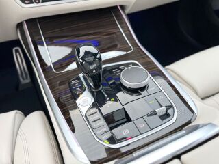 BMW X7 M-Sportpakett Individual 3.0 195kW