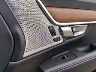 Volvo V90 AWD INSCRIPTION 2.0 140kW