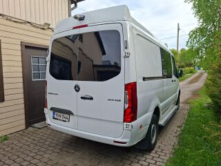 Mercedes-Benz Sprinter 140kW