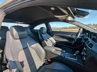 Mercedes-Benz C 220 W204 2.1 125kW