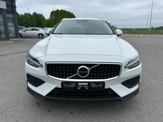 Volvo V60 Cross Country AWD B4 2.0 145кВ