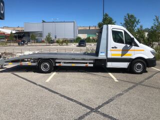 Mercedes-Benz Sprinter 2.1 R4 120кВ