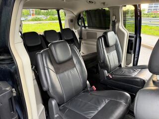Chrysler Grand Voyager Platinum Stow&Go Limited Edition 2.8 120kW